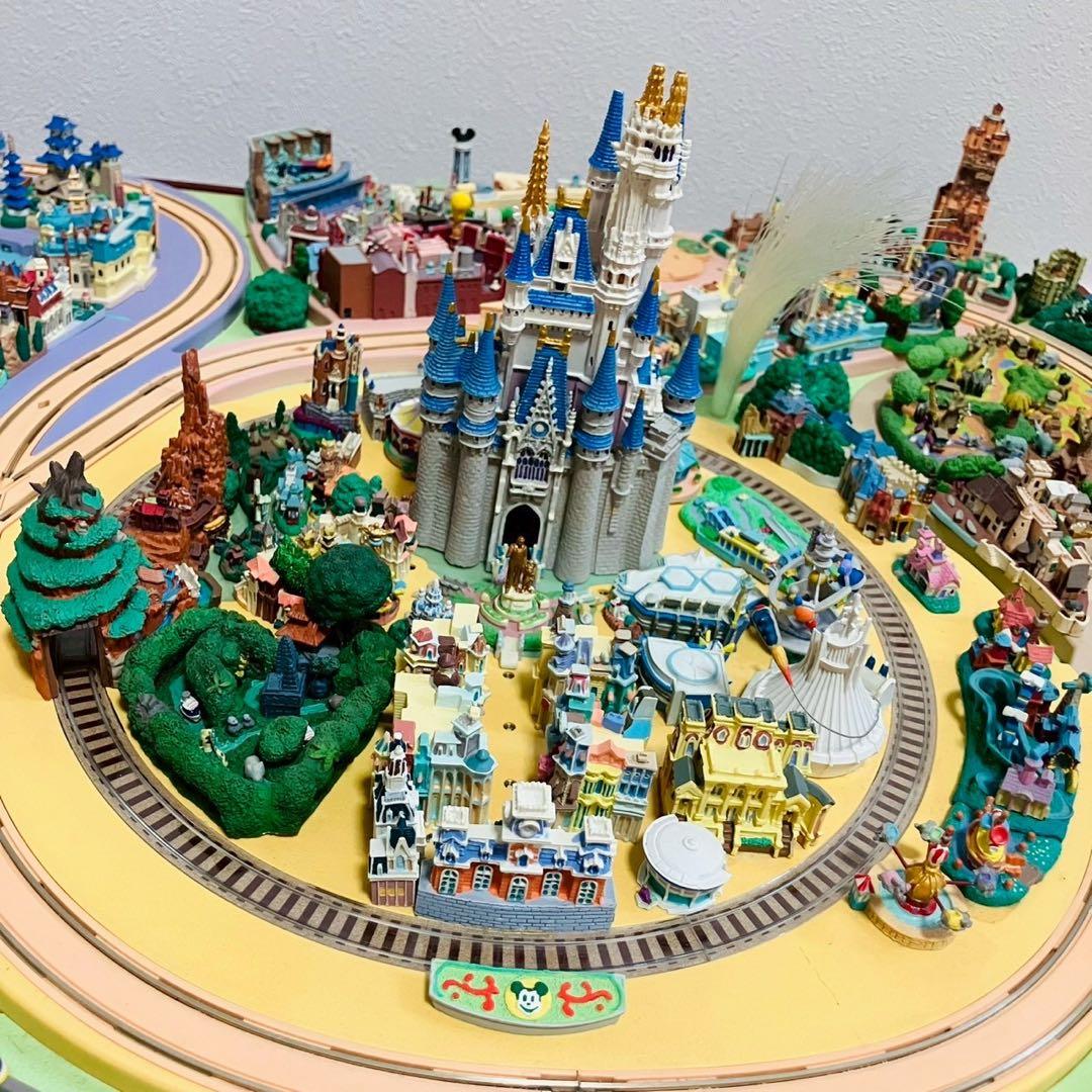 デアゴスティーニ ディズニーパレード ワールドリゾート フロリダ