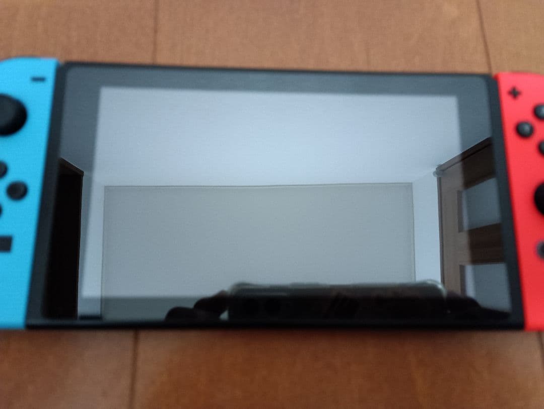 Nintendo Switch 【中古・美品】