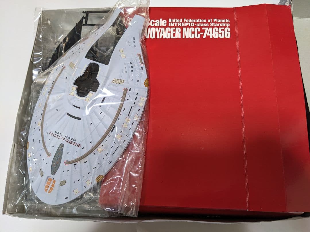 バンダイ スタートレック ヴォイジャー VOYAGER 1/850 プラモデル