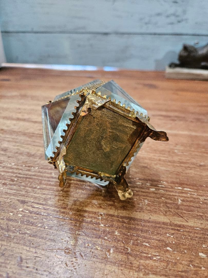 フランスアンティーク カットガラスの宝石箱 全面ベベル硝子