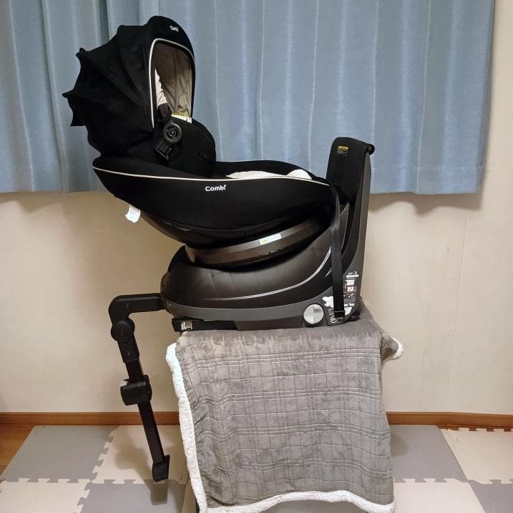 【美品】コンビ クルムーヴスマートISOFIXエッグショックJJ-650Ltd⭐︎