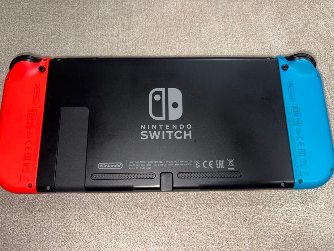 Nintendo Switch 本体 青/赤ジョイコン