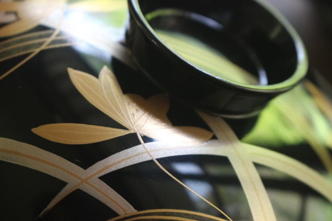 デッドストック！端正な黒漆に極上蘭蒔絵の美しいお椀2点（検輪島塗蒔絵椀雑煮椀