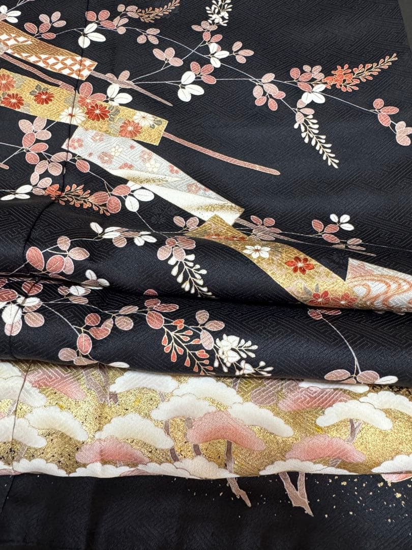 極美品】京都染匠名門「染の川勝謹製」黒地「松萩文様 舞扇