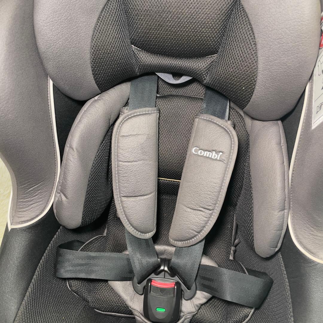 Combi コンビ ネセルターン　ネクスト ISOFIXチャイルドシート