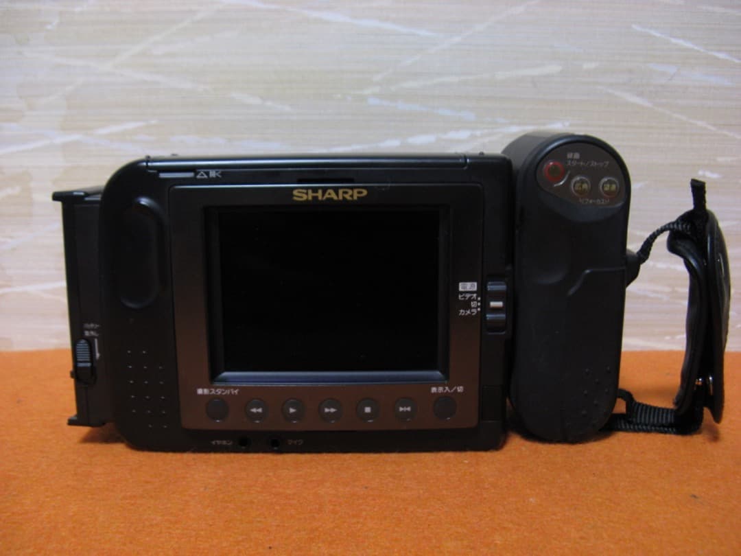 動作OK❗️☆シャープの液晶8ミリビデオカメラ・VL-EL10A
