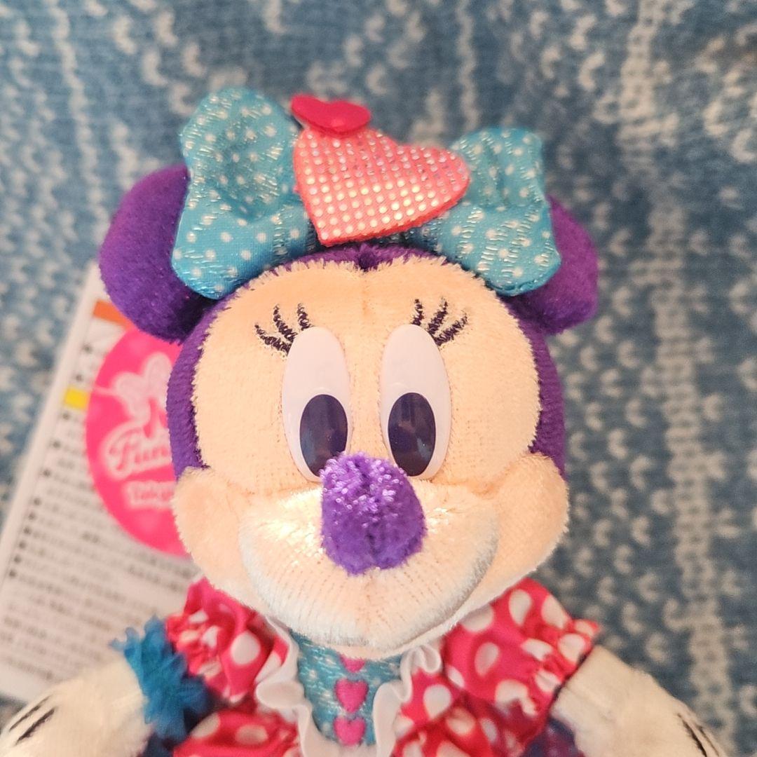 ディズニー パルパルーザ 2026 ミニー ぬいぐるみバッジ - メルカリ