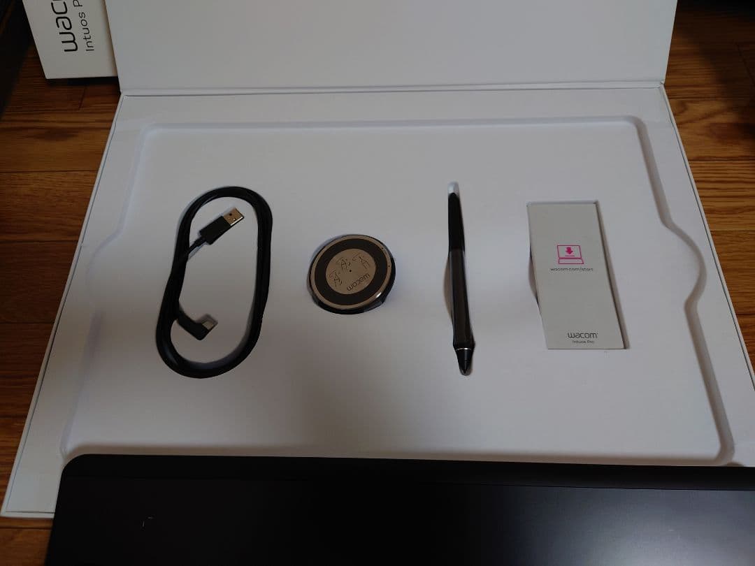 ワコム ペンタブレット ペンタブ Wacom Intuos Pro Lサイズ