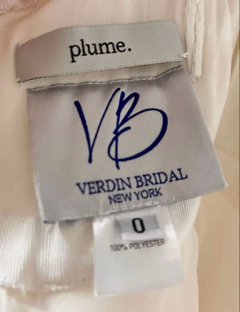 plume.ウェディングドレス champagne gown