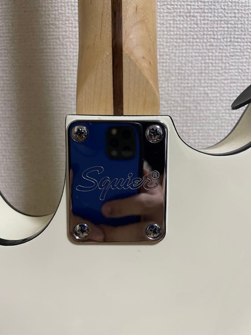 Squier Starcaster ホワイト【ケース付き】