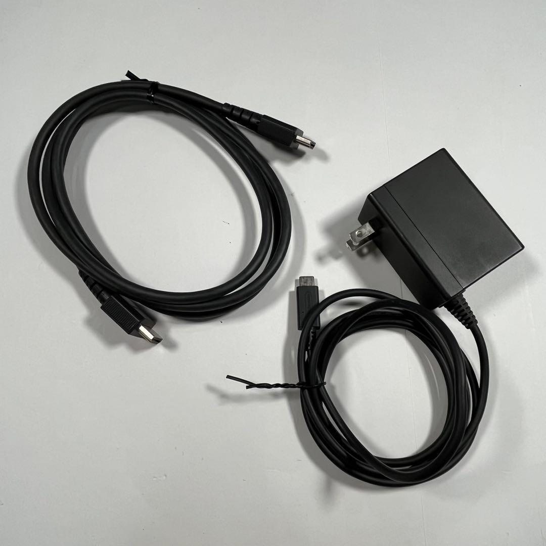 Nintendo Switch本体 [美品/動作確認済] + 周辺機器