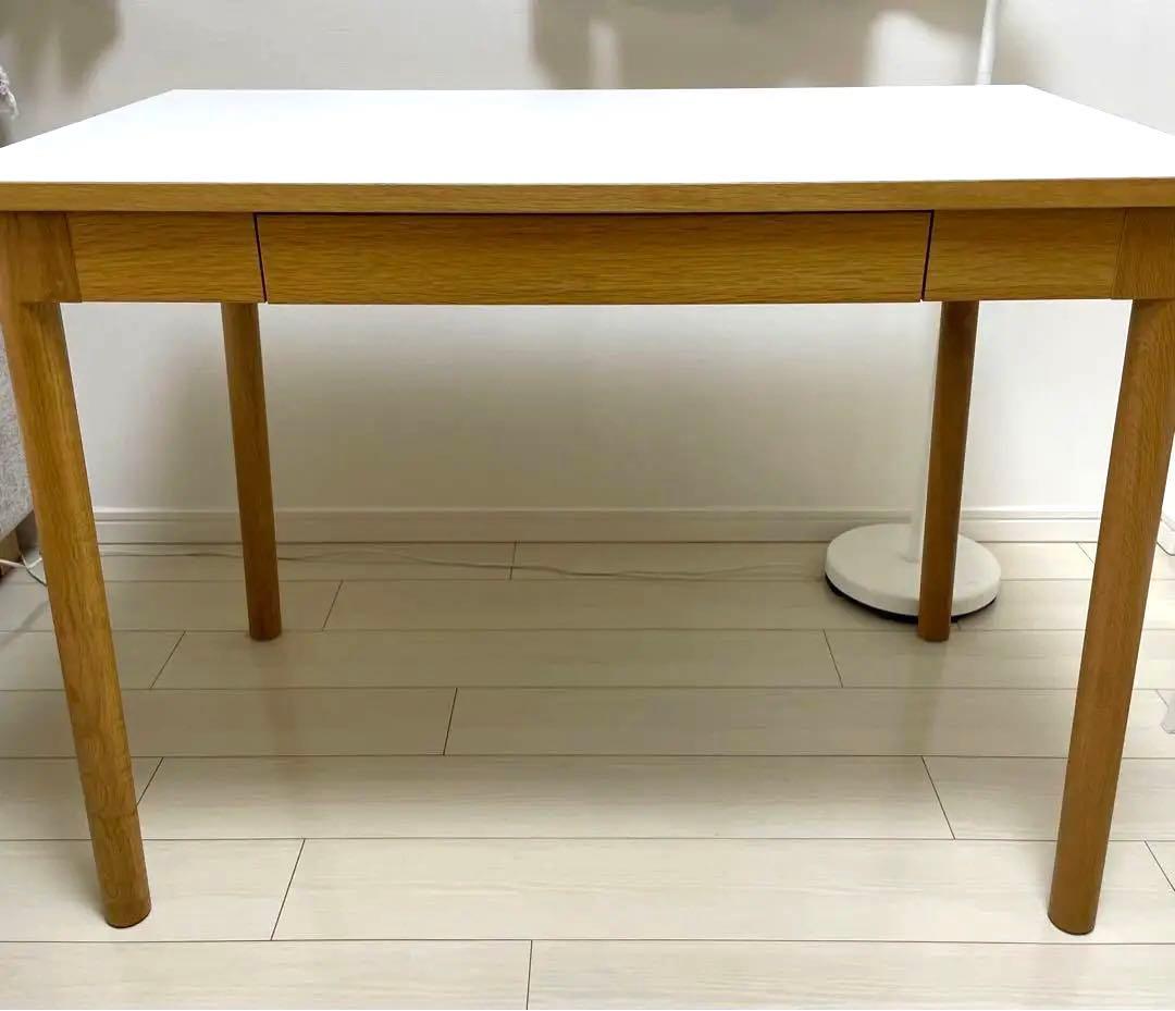 idee ダイニングテーブル STILT TABLE 1000 White