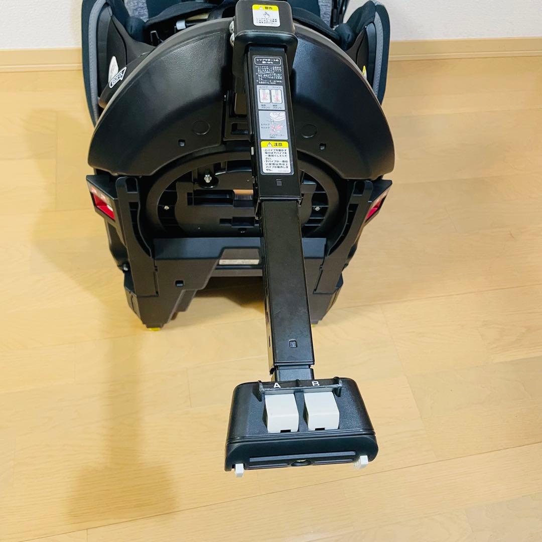 美品✨　Aprica チャイルドシート フラディアグロウISOFIX AC 黒