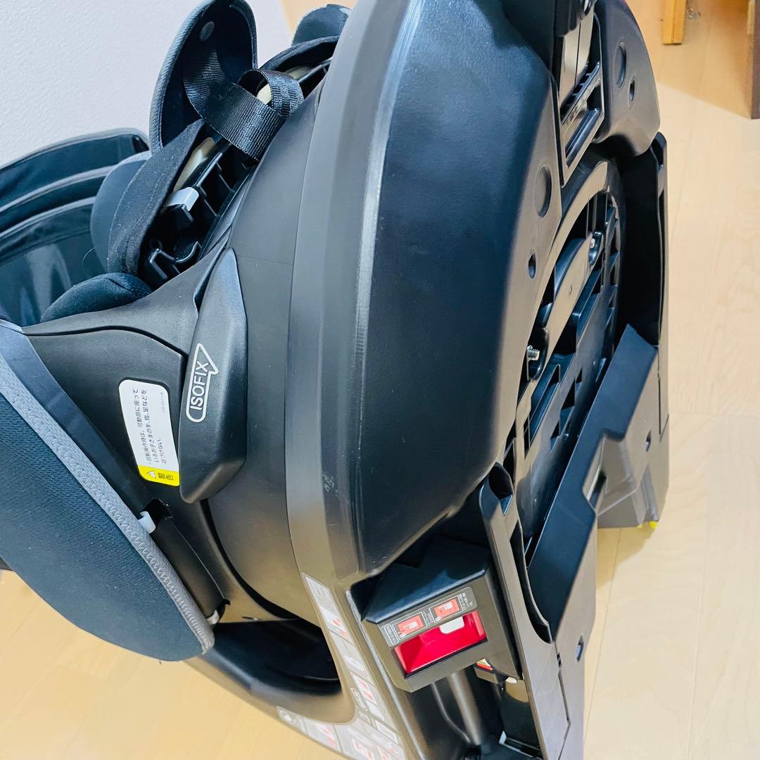 美品✨　Aprica チャイルドシート フラディアグロウISOFIX AC 黒