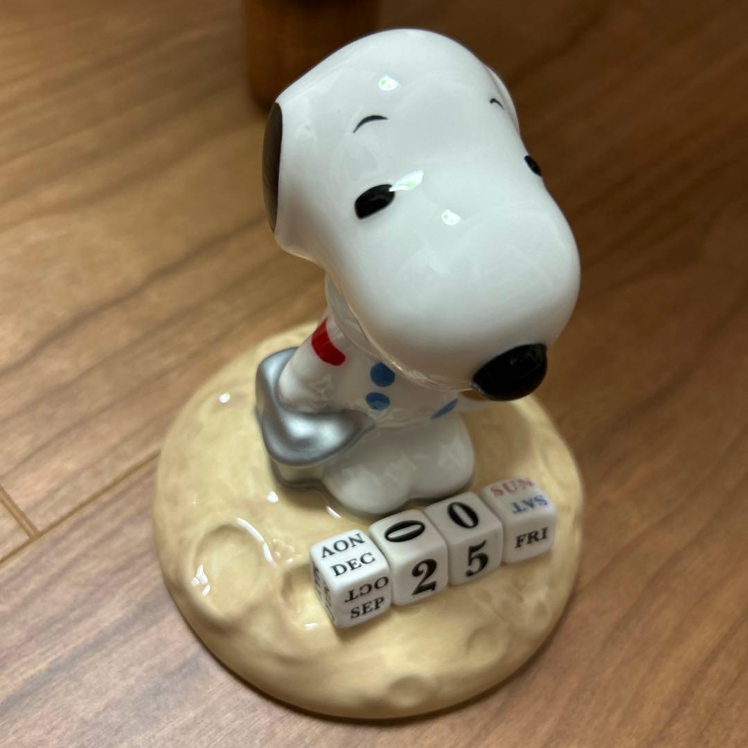 スヌーピー 万年カレンダー2種＆ブロックカレンダー＆フィギュア