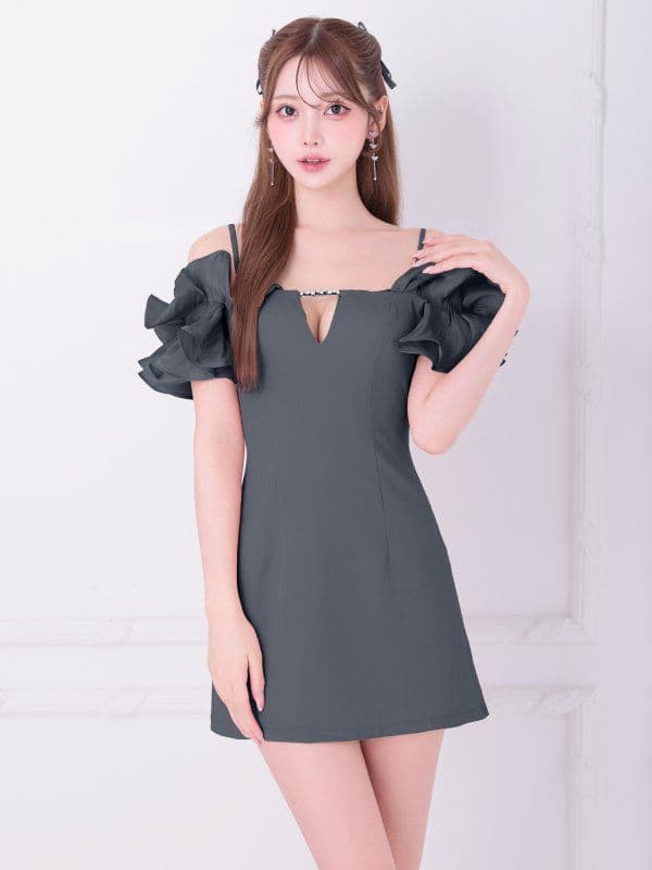 【エンジェルアール】オフショルダーフリルスリーブフレアマイクロミニドレス