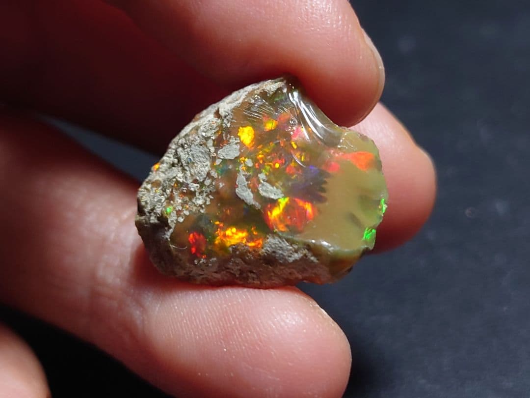 希少 エッグ エチオピアウェロ産 オパール 原石 鉱物標本 ジュエリー