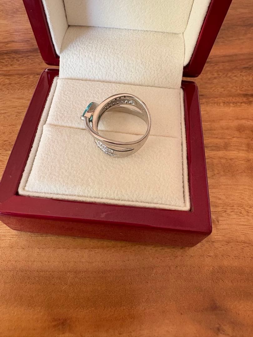 ブラジル産　パライバトルマリン リング　1ct PT900