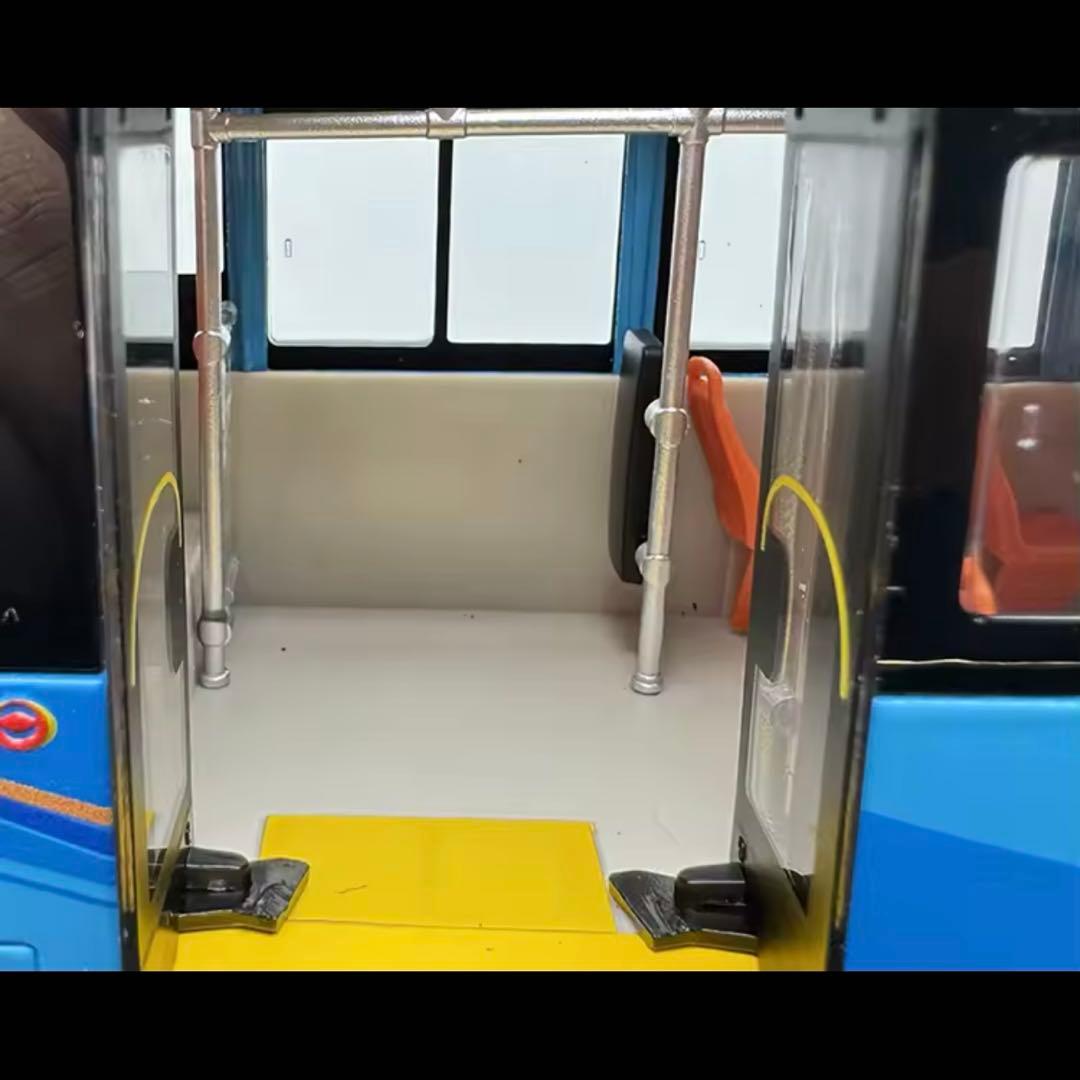 翔平FOTON 1:36 スケールモデルミニバス