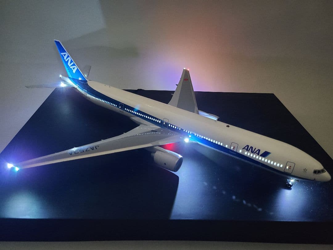 ANA BOEING 777-300 LED 仕様完成品