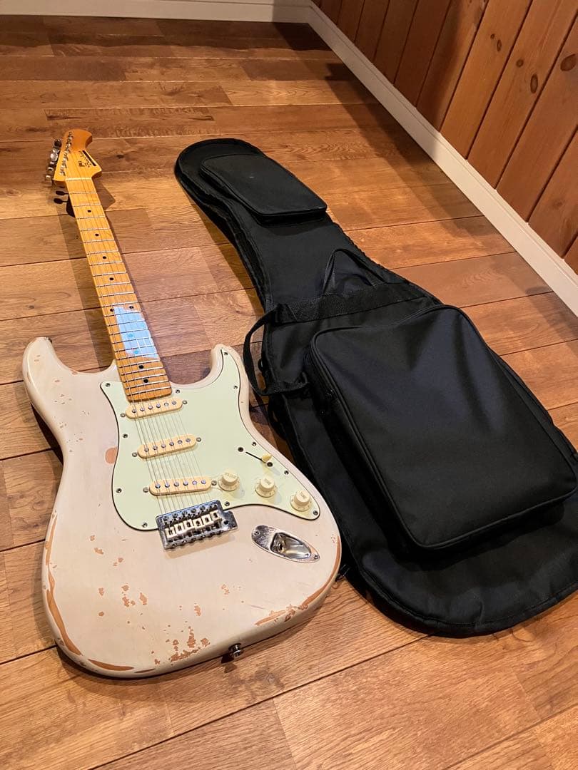 バッカス ストラトキャスター改 エイジド、レリック