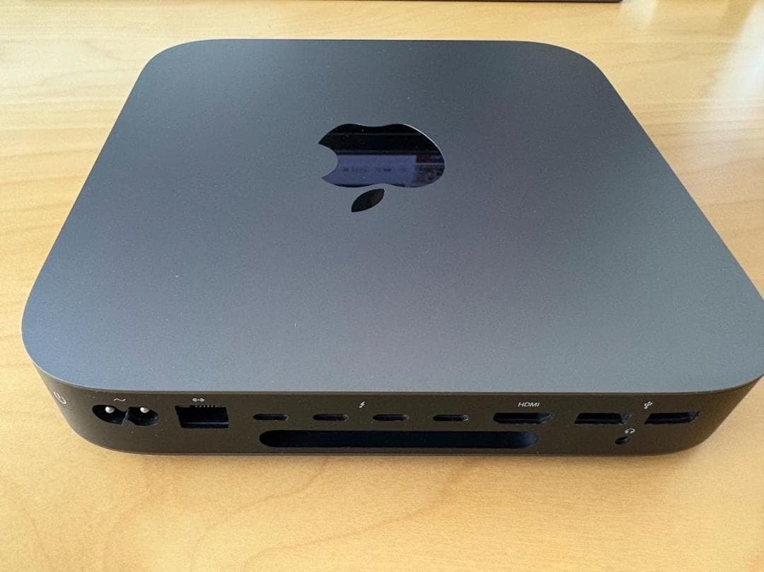 Mac mini 2018 Core i7 6コア3.2GHz メモリ16GB