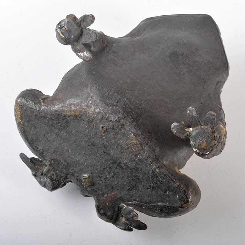 中国 古銅宣徳銅 蛙 置物 約1.9㎏ F R6555