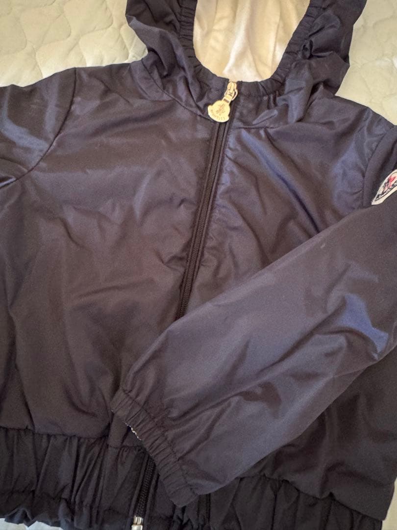 ネイビー ジップアップジャケット フード付き