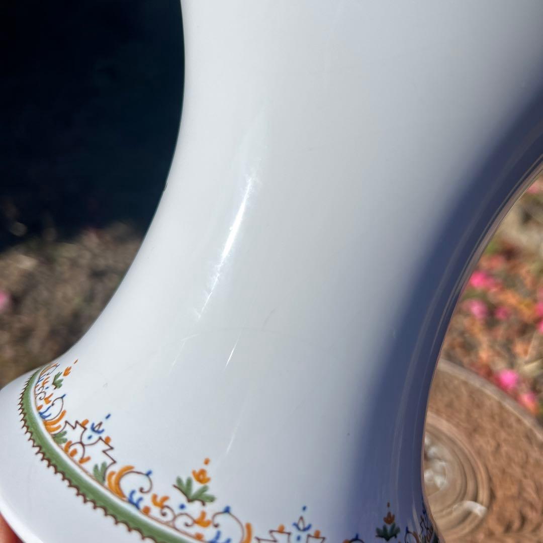 フランス製 ムスティエ（Moustiers）手描き 花模様 蝶々 陶器 花瓶