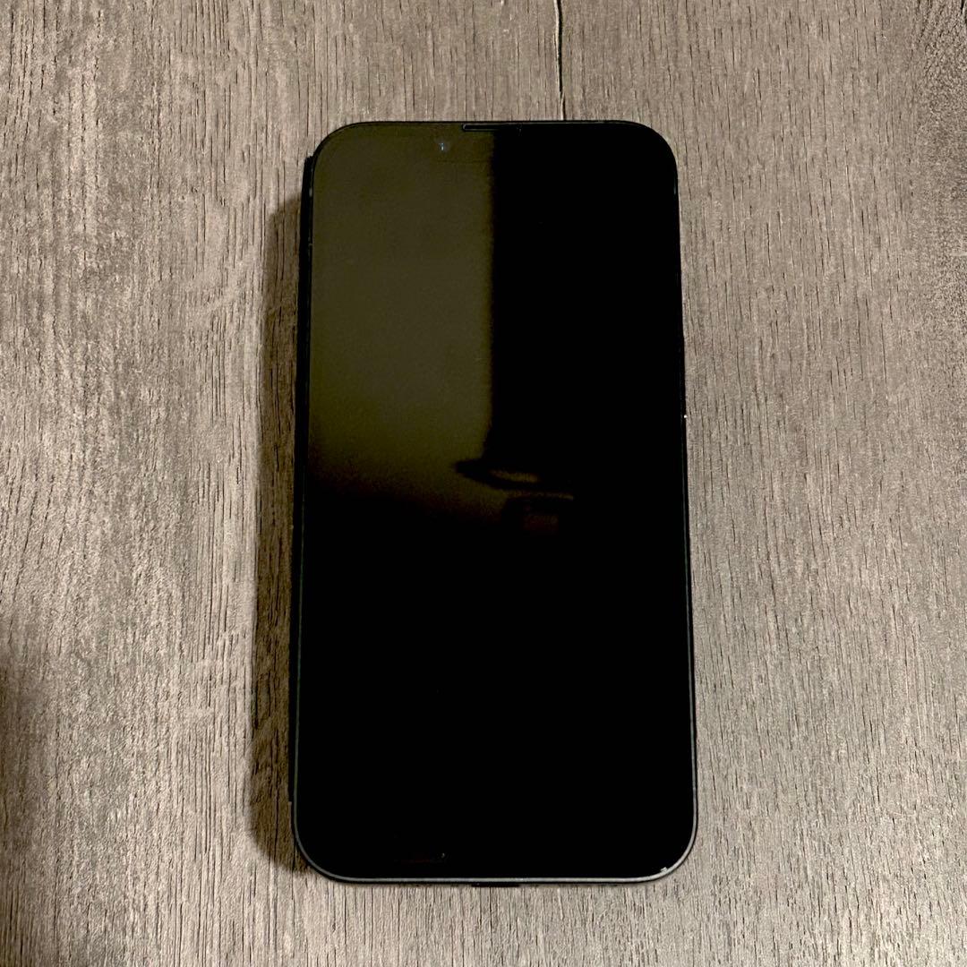 ほぼ未使用】iPhone 16e｜SIMフリー版 バッテリー100％