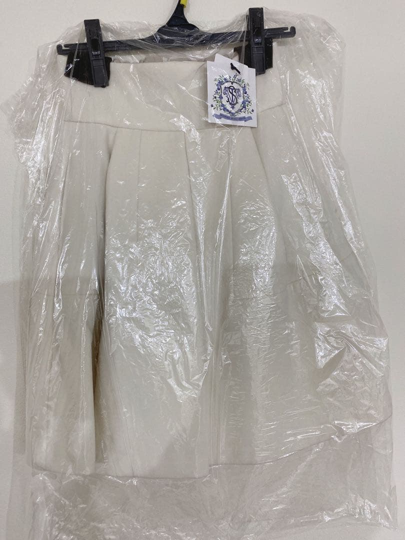 新品タグ付き☆セブンテン☆ハイウエストフレアキュロットSサイズ　SEVENTEN