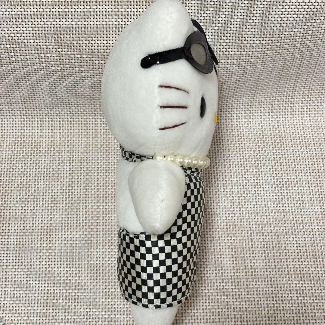 ハローキティ　レトロ　サングラスキティちゃん　ぬいぐるみ　サンリオ