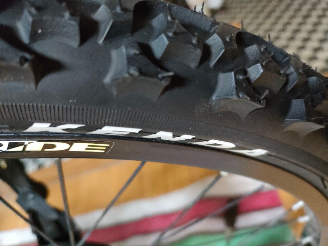 あさひ　ドライド24インチ　カラーシルバー　6段ギアスピードウォッチ付