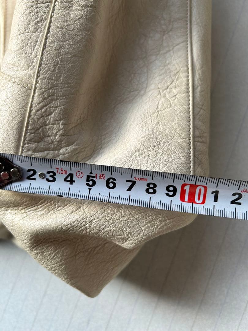 BALENCIAGAバレンシアガホワイトショルダーバッグ