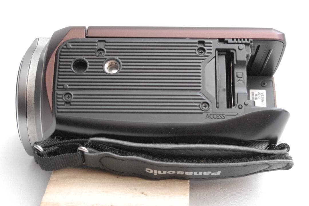 Panasonic HC-V620M (良品）