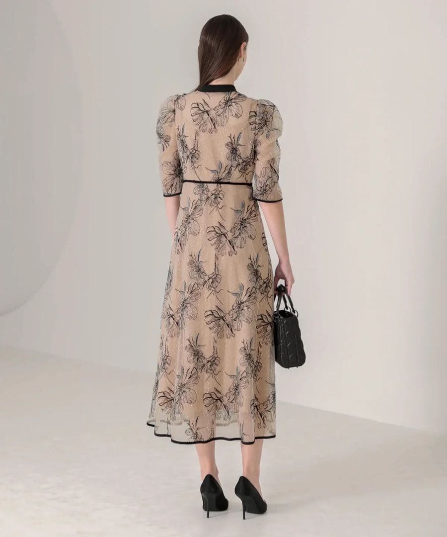 Leja／パイピングハイネック花柄ラメレースワンピースドレス