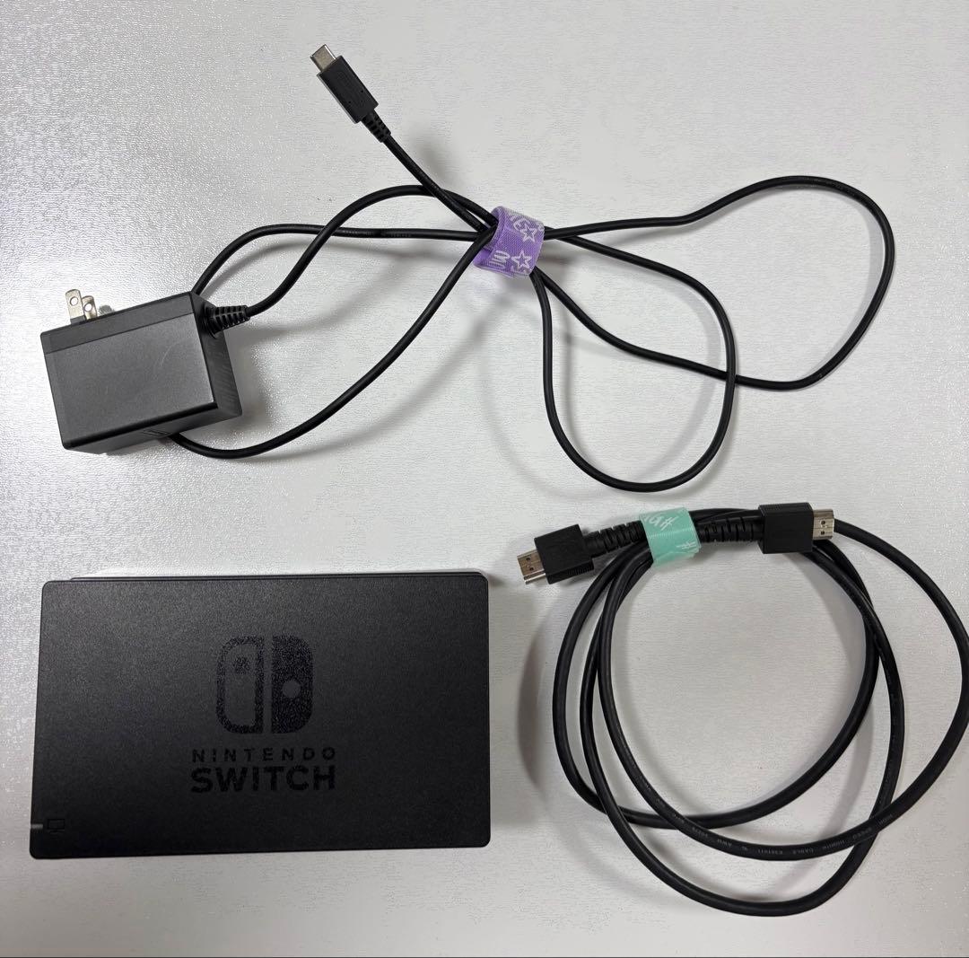 Nintendo Switch 本体　Joy-Con 付属品