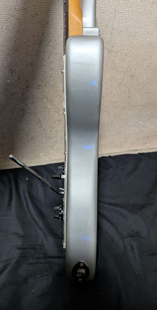 廃盤 Elioth S305 SSH ストラトタイプ アーム付属 タップ可