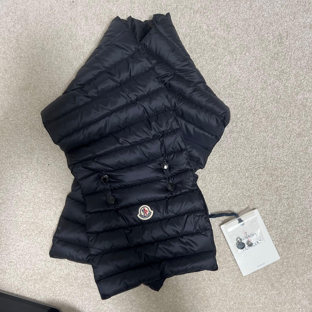 MONCLER モンクレール　ダウン　マフラー　男女兼用 モンクレールダウンマフラー男女兼用