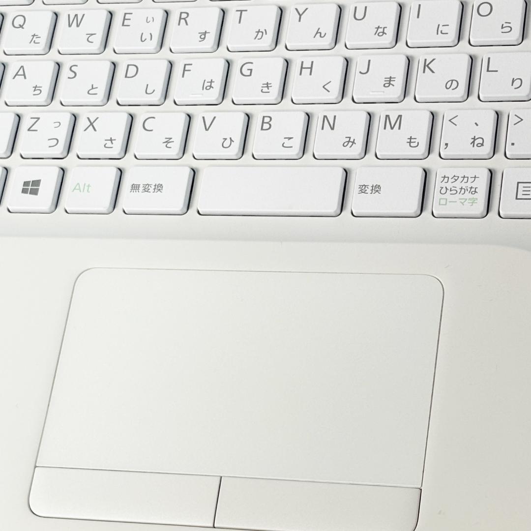 Corei7・16GB・SSD・DVDマルチ・Win11・ホワイトノートパソコン