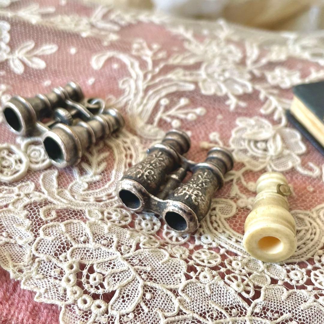 オペラグラスチャーム ミニチュア双眼鏡 ドールミニョネット用フランス