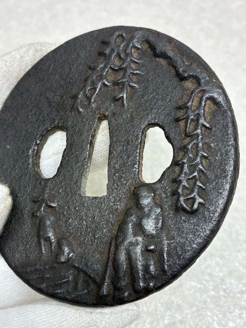 Z04）鉄地大鍔 鐔 鍔 人物風景図 江戸時代 正阿弥 刀装具