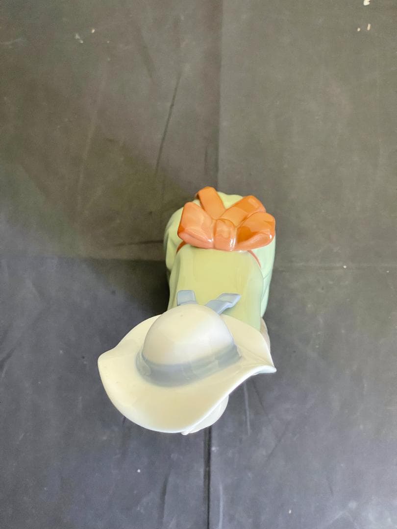 LLADR(リアドロ） 女性置物 294 LLADR(リアドロ） 女性置物 294