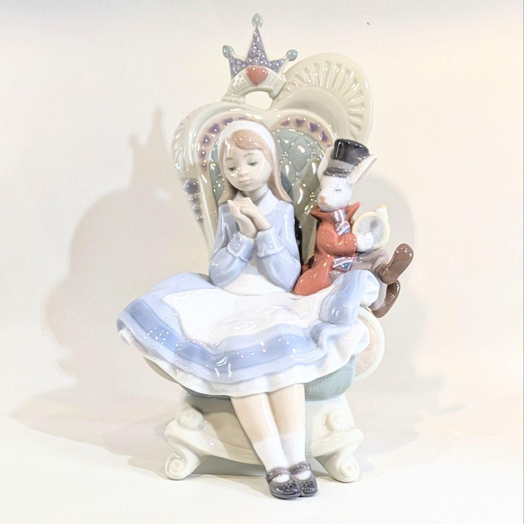 リヤドロ　不思議の国のアリス　#8350 Lladro リヤドロ ♯8350 「アリス・イン・ワンダーランド」 フィギュ