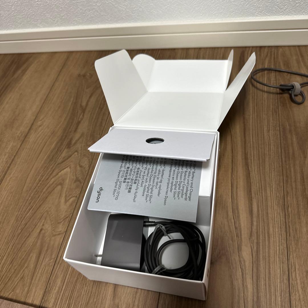 ダイソン sv18 送料込み バッテリーは一個のみ付属 分解洗浄】ダイソン