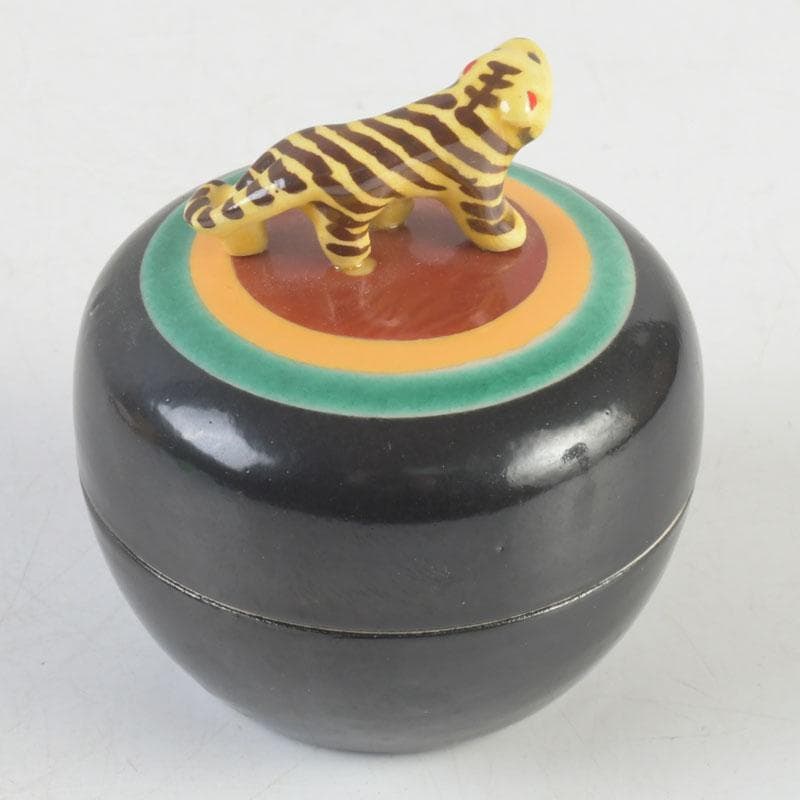 茶道具 萬古焼 加賀瑞山造 干支寅香合 共箱 V 9693