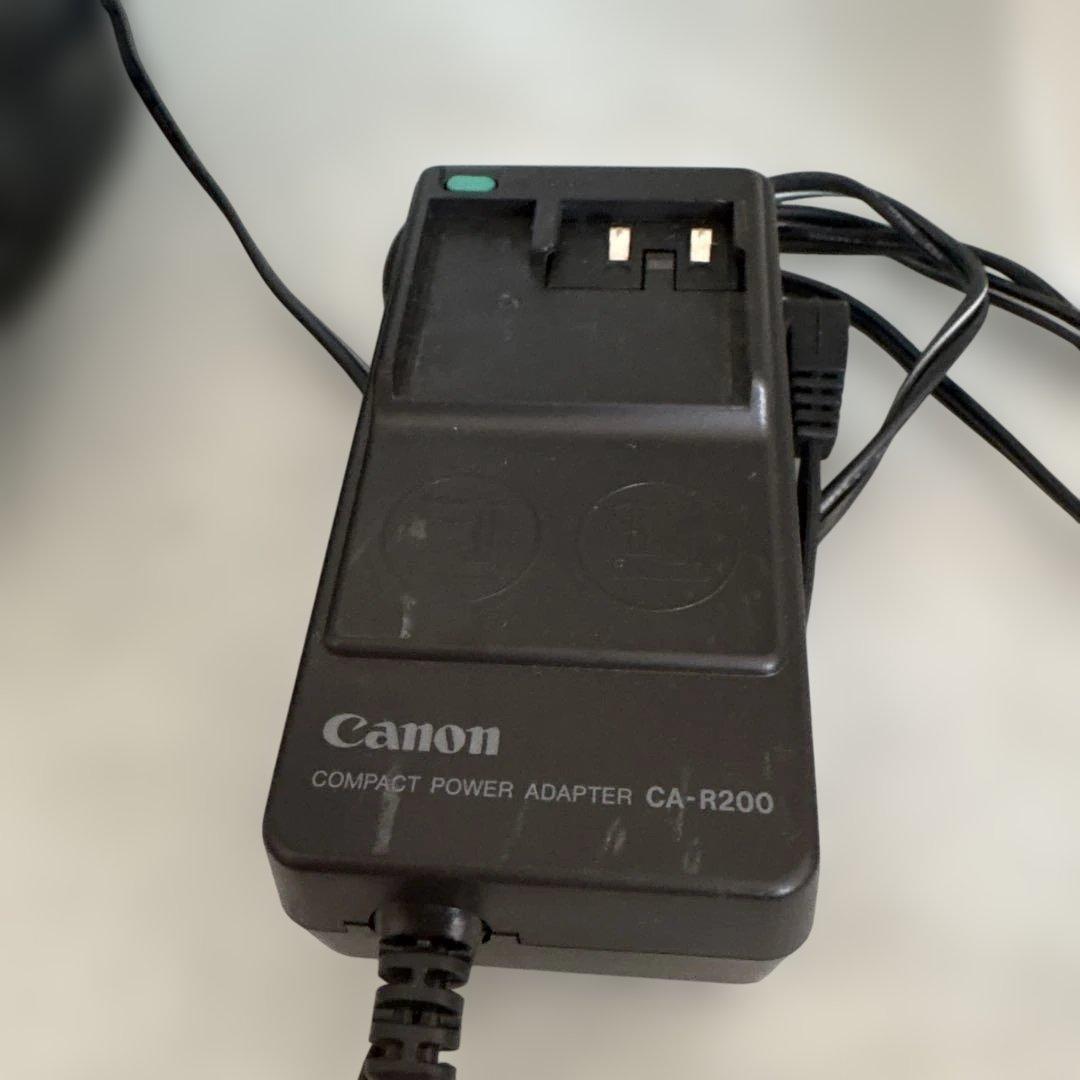 キヤノン MOVIE BOY L1 （Hi8ビデオカメラ） 完動品 再生機として