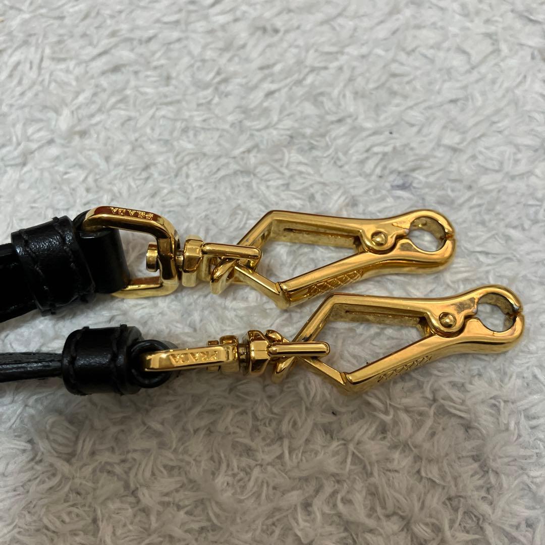 ショルダーバッグ 1BH043 レッド ブラック サフィアーノレザー PRADA