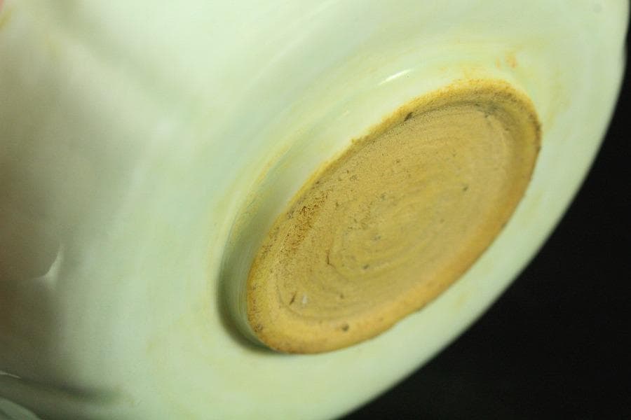 中国美術 白磁 刻草花紋 盤 φ16cm 影青(K-XA682)