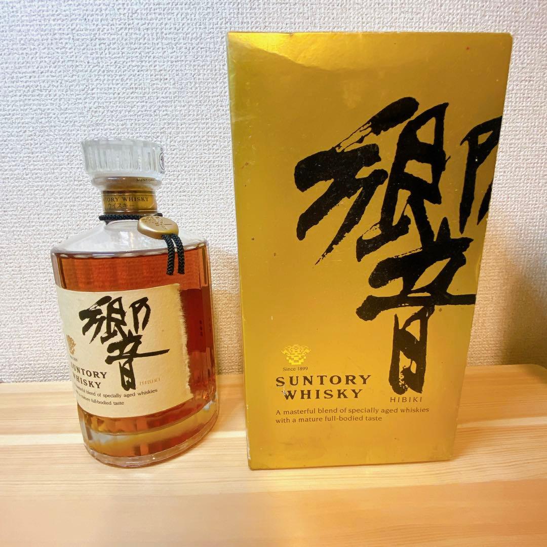 響HIBIKI ウイスキー裏ゴールド700ml